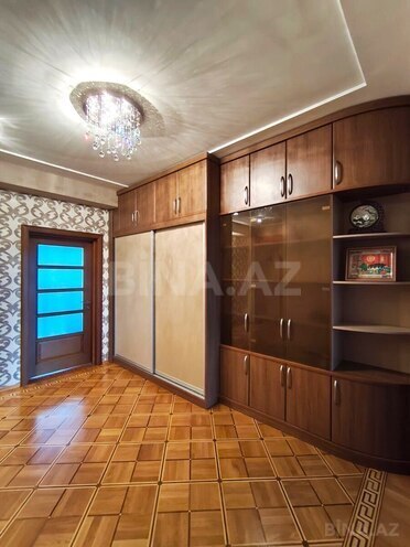 İcarəyə verilir 4 otaqlı yeni tikili 200 m², 28 May m., photo 25 from 32