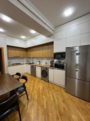Продаётся 3-комн. новостройка 140 м², м. Нариман Нариманов, photo 10 from 15