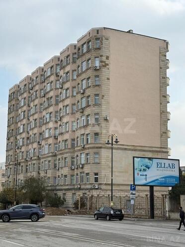 İcarəyə verilir 2 otaqlı köhnə tikili 85 m², Gənclik m., photo 1 from 11