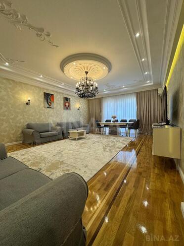 Satılır 4 otaqlı yeni tikili 220 m², 28 May m., photo 3 from 24
