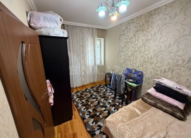 Satılır 3 otaqlı köhnə tikili 70 m², 28 May m., photo 1 from 9