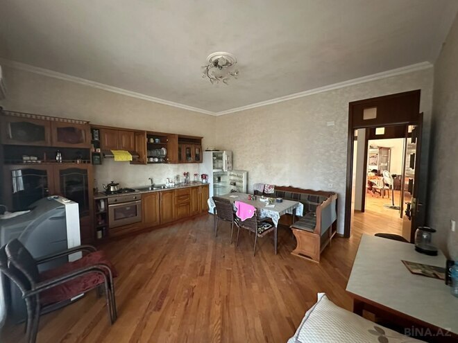 Satılır 6 otaqlı həyət evi/bağ evi 500 m², Novxanı q., photo 14 from 31