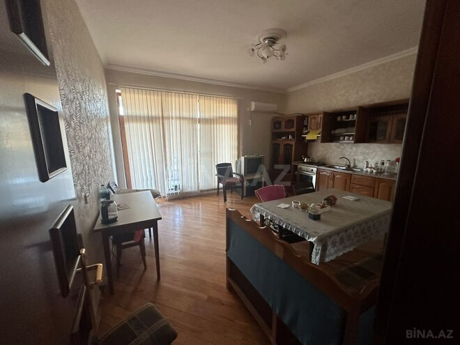 Satılır 6 otaqlı həyət evi/bağ evi 500 m², Novxanı q., photo 19 from 31