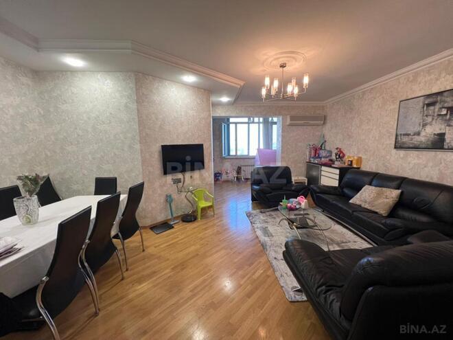 Satılır 3 otaqlı köhnə tikili 95 m², Gənclik m., photo 1 from 27