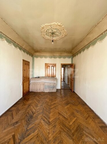 Satılır 3 otaqlı köhnə tikili 70 m², Neftçilər m., photo 3 from 9