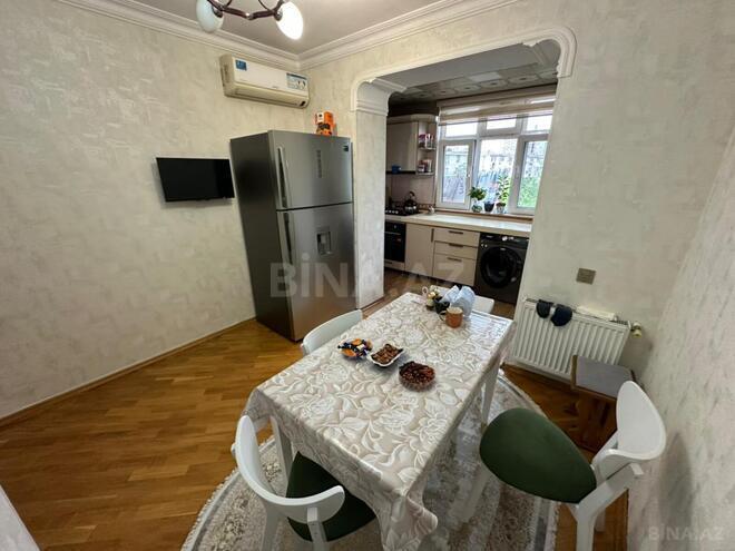 Продаётся 3-комн. вторичка 70 м², м. Нариман Нариманов, photo 7 from 15