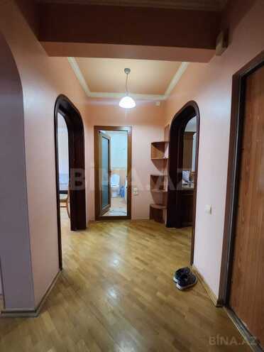 Продаётся 2-комн. вторичка 66.8 м², пос. Бадамдар, photo 3 from 14