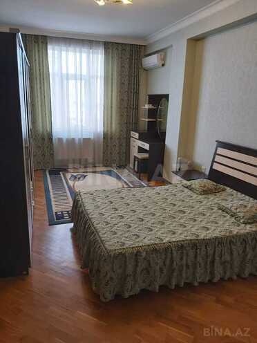 Продаётся 2-комн. новостройка 100 м², м. Низами, photo 1 from 10