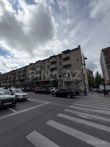 Продаётся 2-комн. вторичка 50 м², м. Гянджлик, photo 14 from 15
