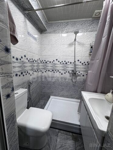 Satılır 2 otaqlı köhnə tikili 47 m², Gənclik m., photo 13 from 32