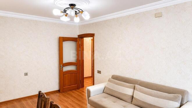 Satılır 2 otaqlı köhnə tikili 70 m², Əhmədli m., photo 3 from 12