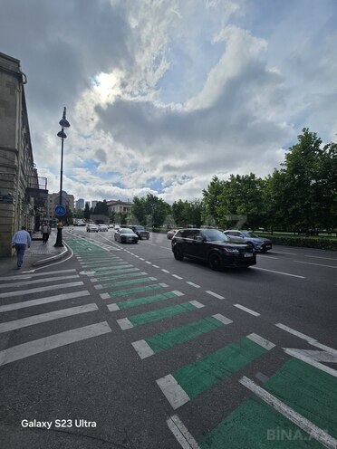 Satılır 3 otaqlı köhnə tikili 80 m², Sahil m., photo 11 from 32