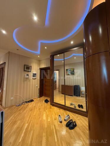 İcarəyə verilir 4 otaqlı yeni tikili 170 m², 28 May m., photo 14 from 31