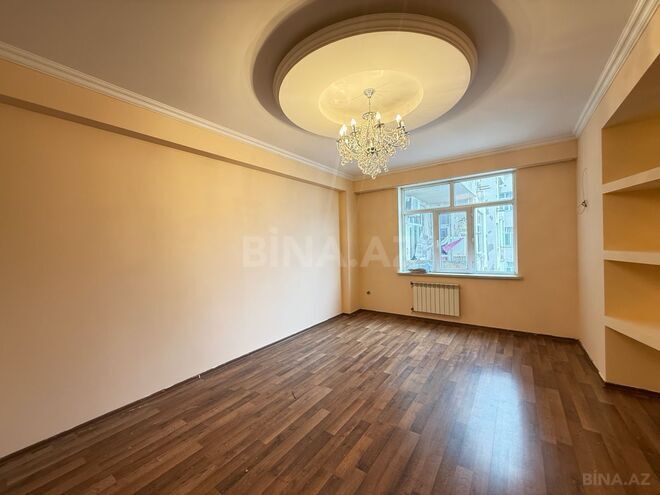 Сдаётся 3-комн. новостройка 130 м², м. Ази Асланов, photo 3 from 26
