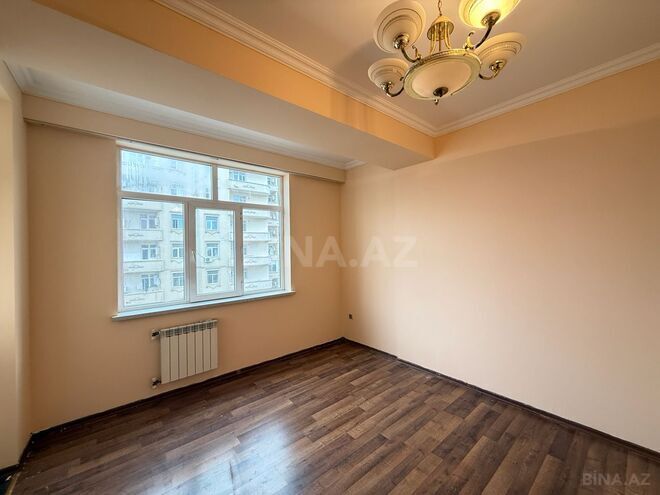 Сдаётся 3-комн. новостройка 130 м², м. Ази Асланов, photo 11 from 26
