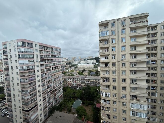 Сдаётся 3-комн. новостройка 130 м², м. Ази Асланов, photo 19 from 26