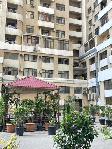 Продаётся 3-комн. новостройка 94 м², м. Элмляр Академиясы, photo 3 from 28