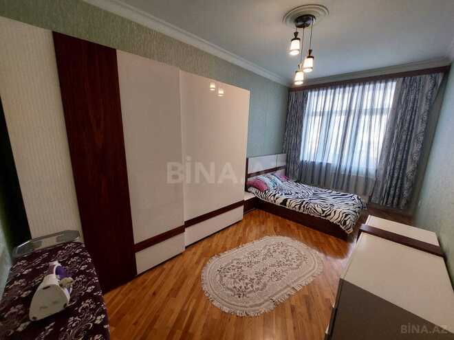 Сдаётся 3-комн. новостройка 170 м², м. Низами, photo 8 from 18