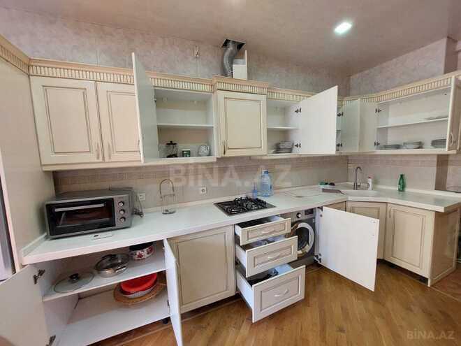 Сдаётся 3-комн. новостройка 170 м², м. Низами, photo 11 from 18