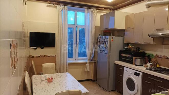 Satılır 3 otaqlı köhnə tikili 80 m², Gənclik m., photo 8 from 10