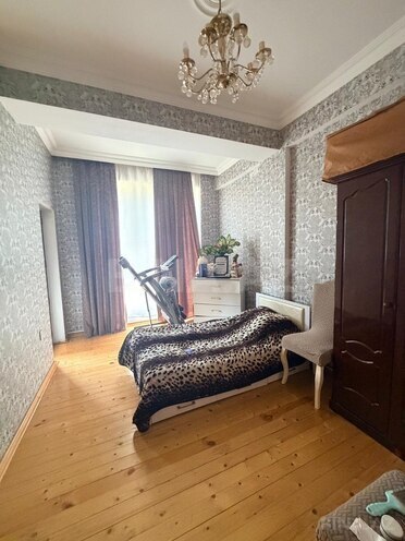 Сдаётся 3-комн. вторичка 85 м², м. Нариман Нариманов, photo 1 from 7