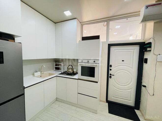 Продаётся 2-комн. вторичка 55 м², м. Низами, photo 9 from 12