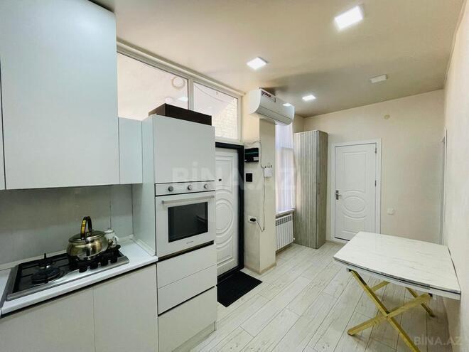 Продаётся 2-комн. вторичка 55 м², м. Низами, photo 10 from 12