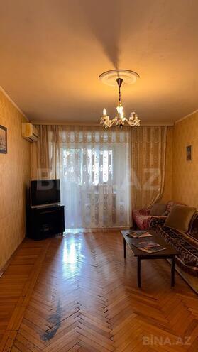 İcarəyə verilir 2 otaqlı köhnə tikili 605 m², İnşaatçılar m., photo 1 from 10