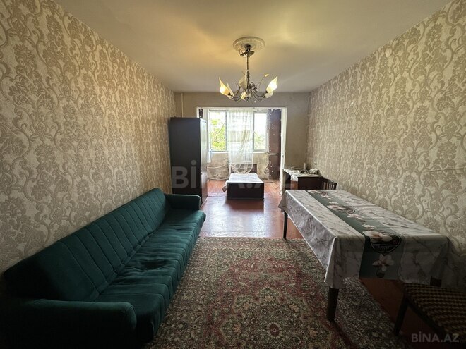Продаётся 1-комн. вторичка 36 м², м. Нефтчиляр, photo 1 from 8