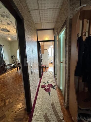 Satılır 4 otaqlı köhnə tikili 105 m², Qara Qarayev m., photo 9 from 13