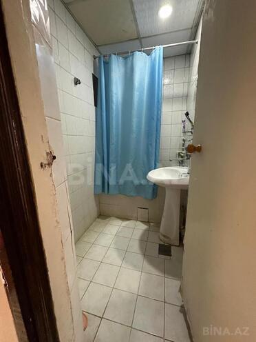 Satılır 4 otaqlı köhnə tikili 105 m², Qara Qarayev m., photo 11 from 13