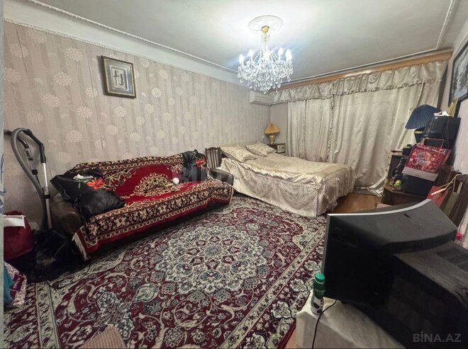 Продаётся 3-комн. вторичка 70 м², м. Нефтчиляр, photo 8 from 11