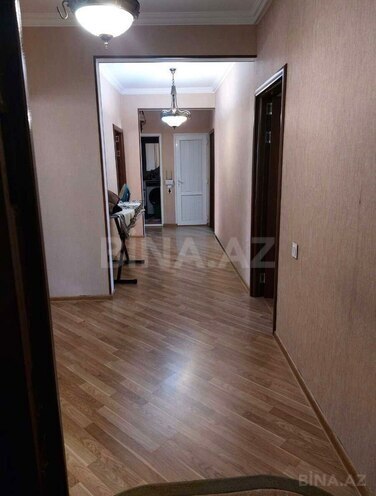 Продаётся 5-комн. вторичка 115 м², м. Халглар Достлугу, photo 6 from 13