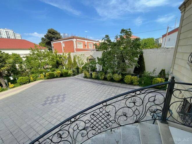 İcarəyə verilir 10 otaqlı həyət evi/bağ evi 750 m², Badamdar q., photo 3 from 30