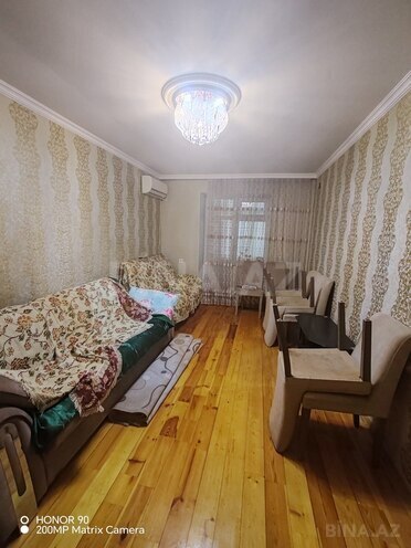 Satılır 2 otaqlı köhnə tikili 53 m², Hövsan q., photo 1 from 13