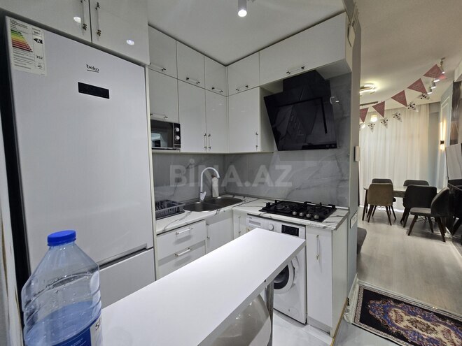 Сдаётся 2-комн. новостройка 50 м², photo 1 from 19
