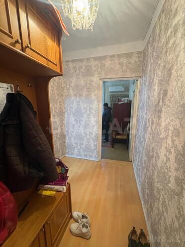 Продаётся 1-комн. вторичка 45 м², м. Ази Асланов, photo 7 from 10