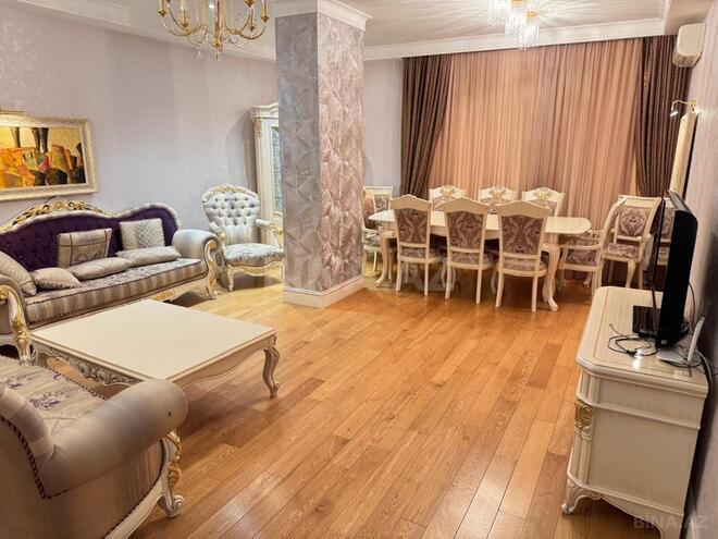 Satılır 4 otaqlı yeni tikili 180 m², Sahil m., photo 5 from 24