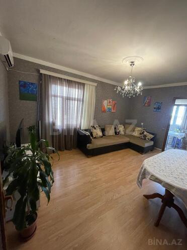 Продаётся 2-комн. вторичка 45 м², м. Нариман Нариманов, photo 1 from 13
