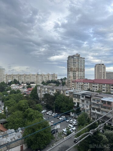 Продаётся 3-комн. вторичка 91 м², м. Ичеришехер, photo 3 from 21