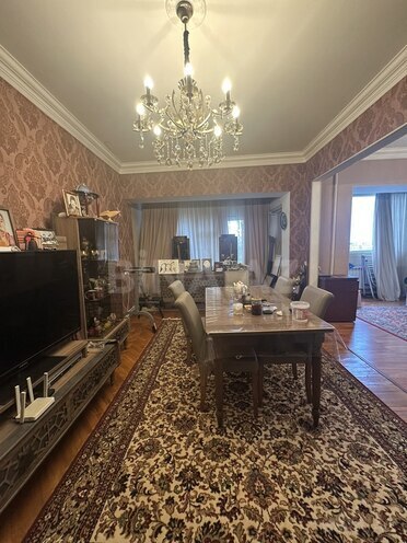 Продаётся 3-комн. вторичка 91 м², м. Ичеришехер, photo 4 from 21