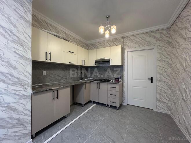 Satılır 2 otaqlı köhnə tikili 65 m², photo 1 from 12