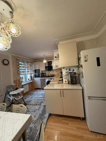 Продаётся 4-комн. вторичка 84 м², м. Кара Караев, photo 10 from 22