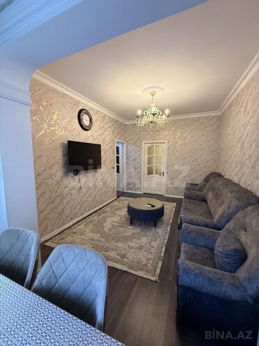 Сдаётся 2-комн. вторичка 50 м², м. Мемар Аджеми, photo 4 from 13