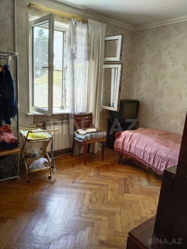 Продаётся 3-комн. вторичка 62 м², Бинагадинский р., photo 3 from 17