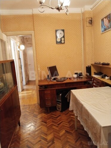 Продаётся 3-комн. вторичка 62 м², Бинагадинский р., photo 13 from 17