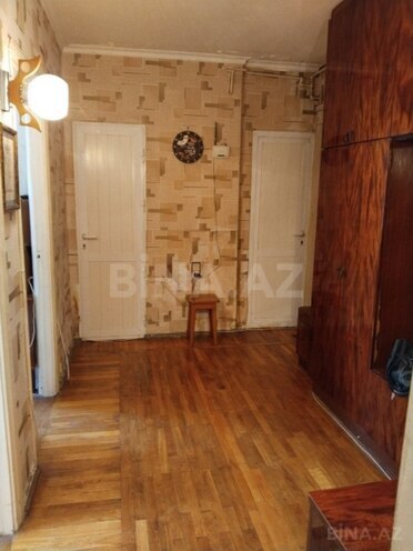 Продаётся 3-комн. вторичка 62 м², Бинагадинский р., photo 10 from 17