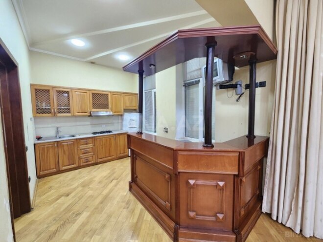 Сдаётся 3-комн. вторичка 90 м², м. Сахил, photo 6 from 14