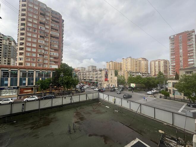 Satılır 3 otaqlı köhnə tikili 60 m², Gənclik m., photo 12 from 15