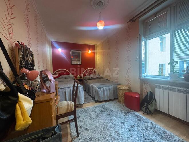 Satılır 3 otaqlı köhnə tikili 60 m², Gənclik m., photo 10 from 15